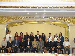 香港(gang)文(wen)化(hua)藝術(shu)交(jiao)流(liu)團(tuan)來青(qing)訪問，深化(hua)兩地(di)文(wen)化(hua)交流(liu)合(he)作(zuo)