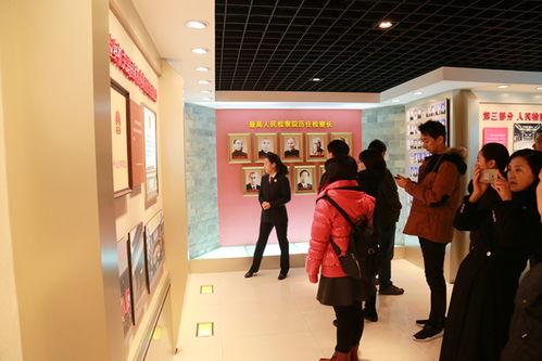 高(gao)檢(jian)院(yuan)影視(shi)中心組織(zhi)參觀檢(jian)察(cha)文化(hua)建設成果(guo)展與文化(hua)藝術(shu)交流活動(dong)